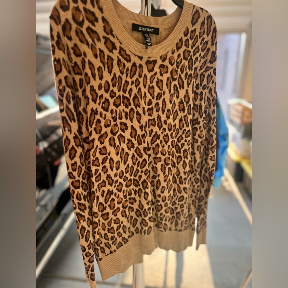 Women’s Leopard Print Sweater